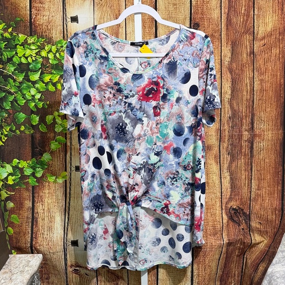 Annabelle Tops - 🚨(4/$10) Annabelle Twist Front Blouse Size L